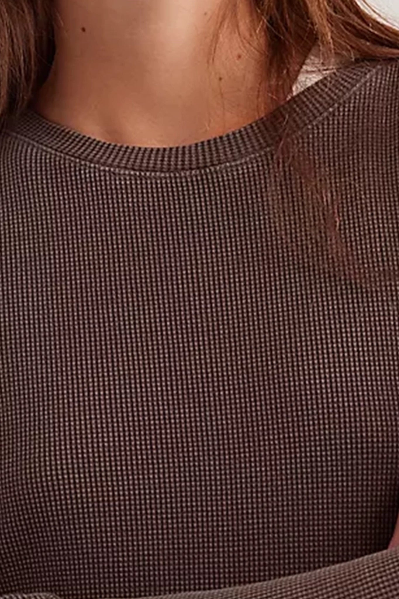 Cropped Ribbed Crew Neck Top